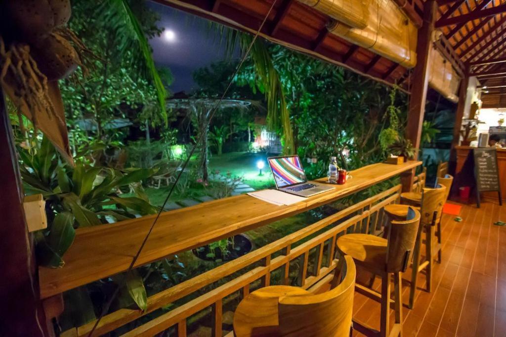 Alice Villa Hotel Takeo Bagian luar foto
