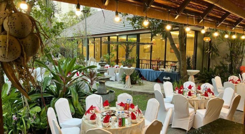 Alice Villa Hotel Takeo Bagian luar foto